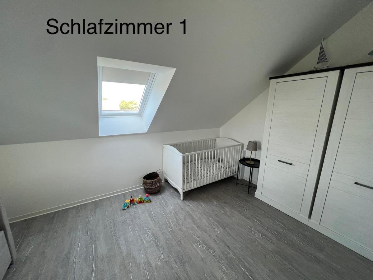 Villa Doppelhaushaelfte Mit Terrasse Elmenhorst/Lichtenhagen Exterior foto
